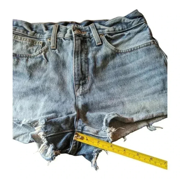 J Crew Relaxed denim short in Baxter Street wash, Item BF378, Size 26 - Picture 10 of 14